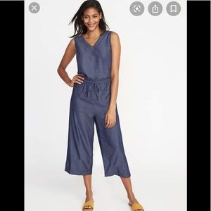 🌱Old Navy jumpsuit worn once - perfect for Spring